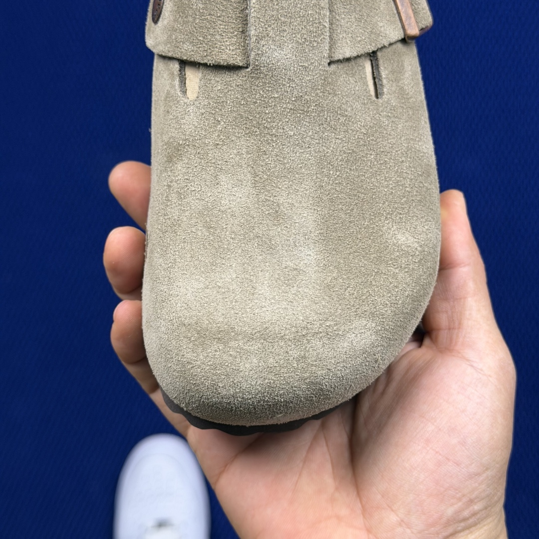 勃肯birkenstock 单排扣半拖鞋7色强势重新回溯，颜色色卡精选主力输出！【优质牛皮翻毛皮】【木糠
