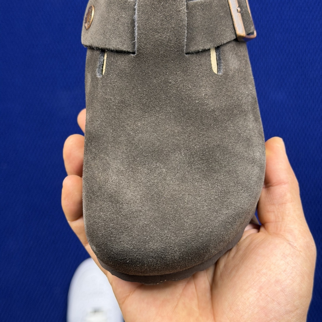 勃肯birkenstock 单排扣半拖鞋7色强势重新回溯，颜色色卡精选主力输出！【优质牛皮翻毛皮】【木糠