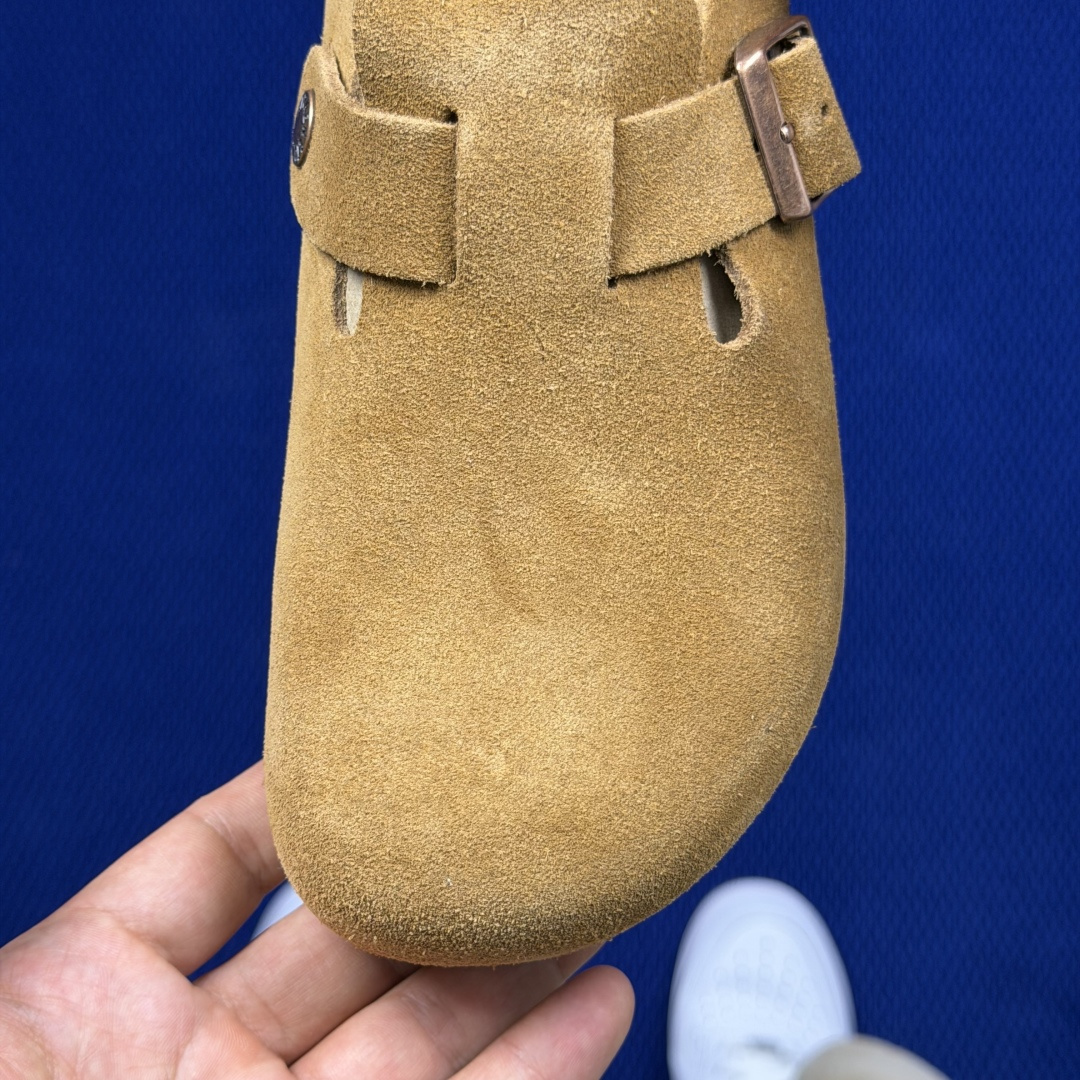 勃肯birkenstock 单排扣半拖鞋7色强势重新回溯，颜色色卡精选主力输出！【优质牛皮翻毛皮】【木糠