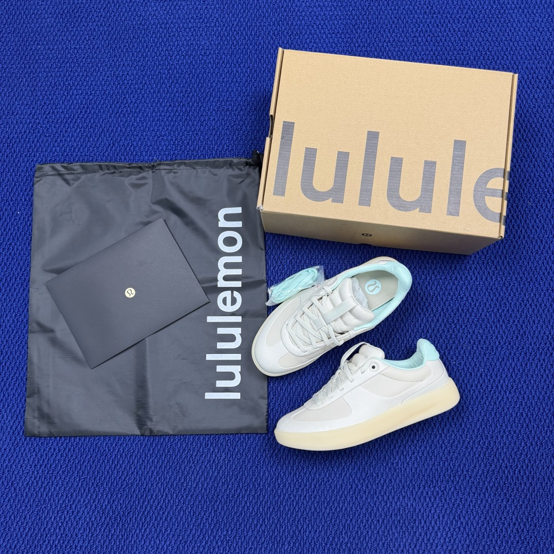 lululemon露露乐蒙 cityverse休闲鞋 共9色全新极简主义系列 采用热熔无缝工艺鞋面 中底