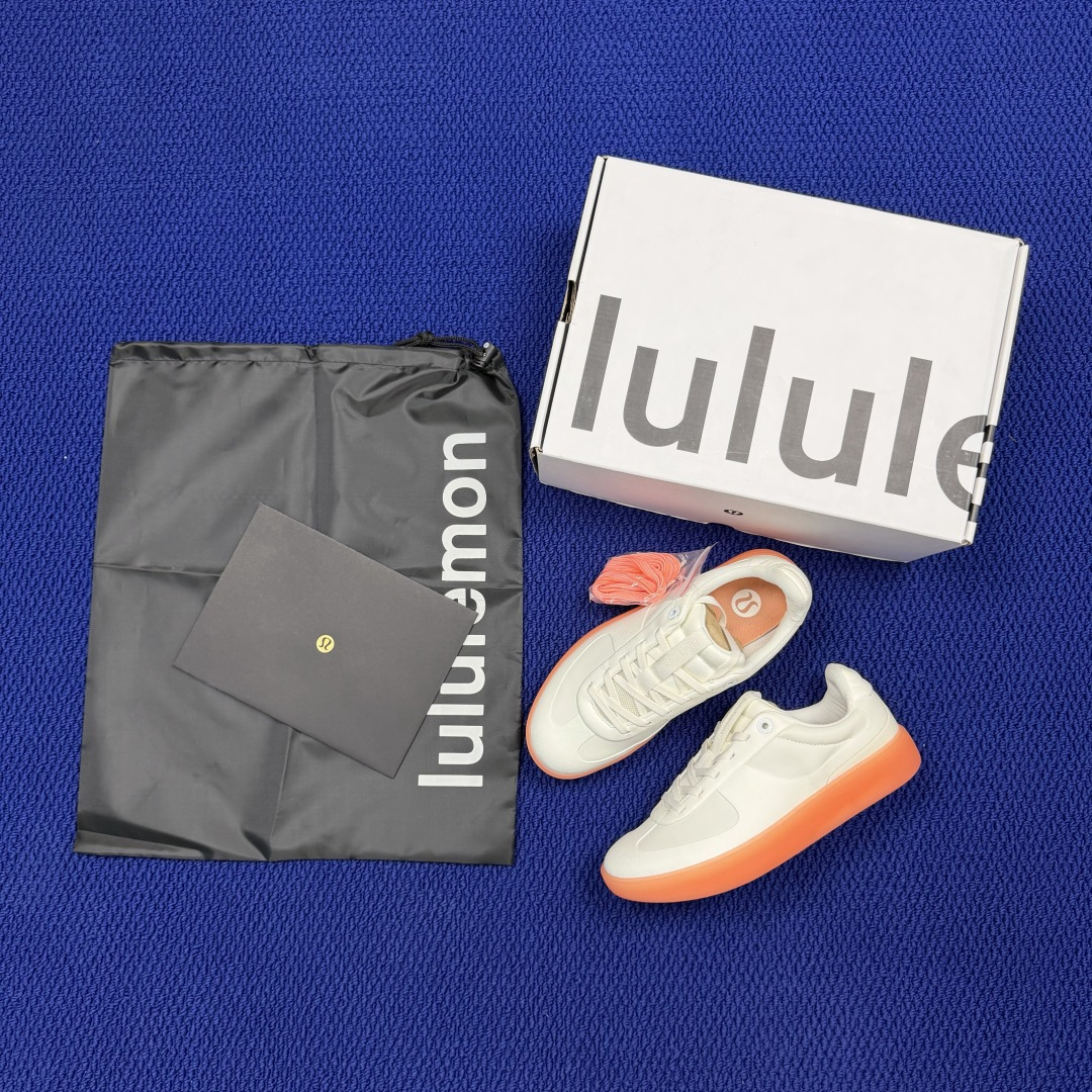 lululemon露露乐蒙 cityverse休闲鞋 共9色全新极简主义系列 采用热熔无缝工艺鞋面 中底
