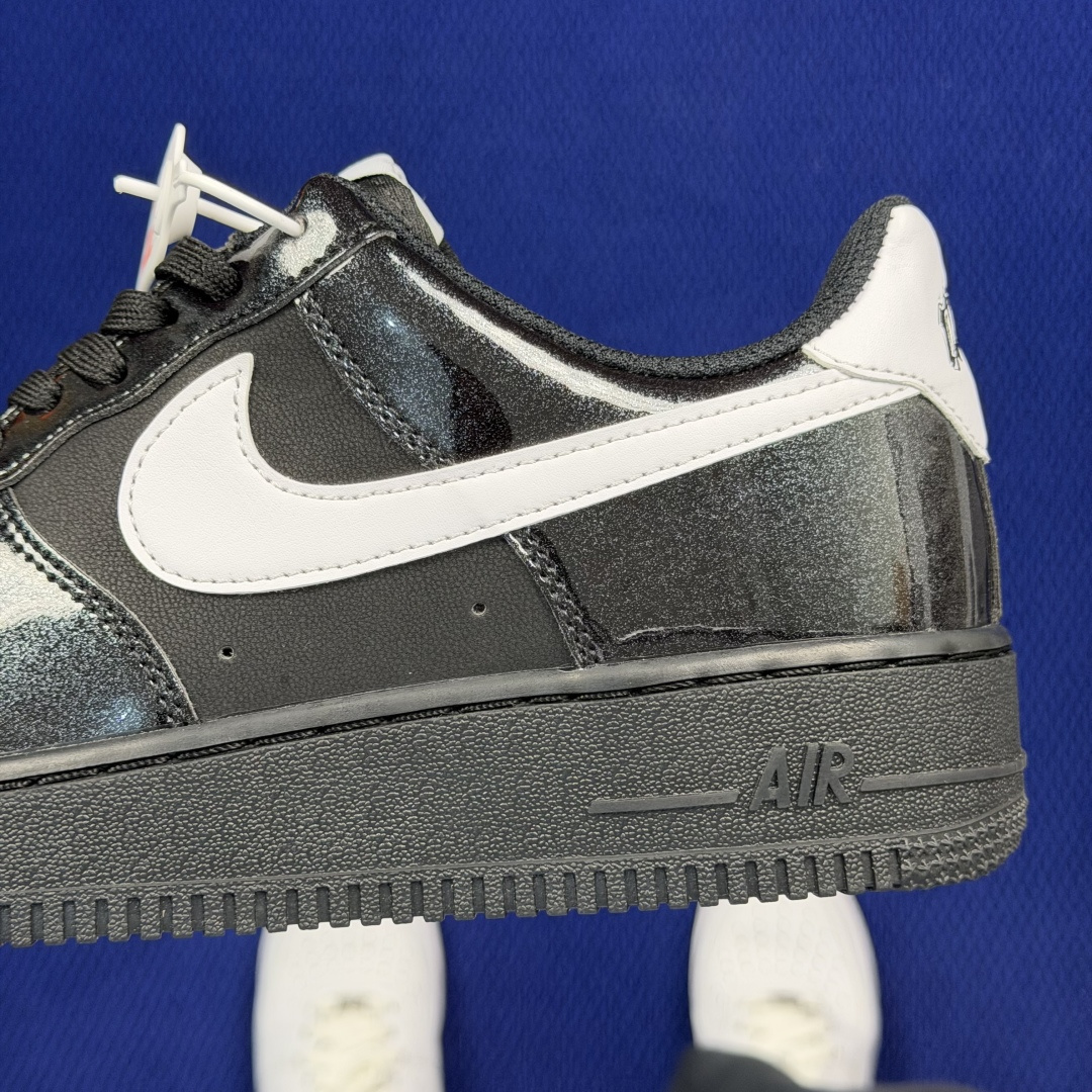 3A空军！第632色：黑色亮皮白钩Nike Air Force 1 Low百分百原鞋开发！PT市场真正匠