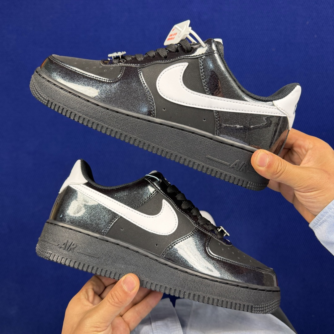 3A空军！第632色：黑色亮皮白钩Nike Air Force 1 Low百分百原鞋开发！PT市场真正匠