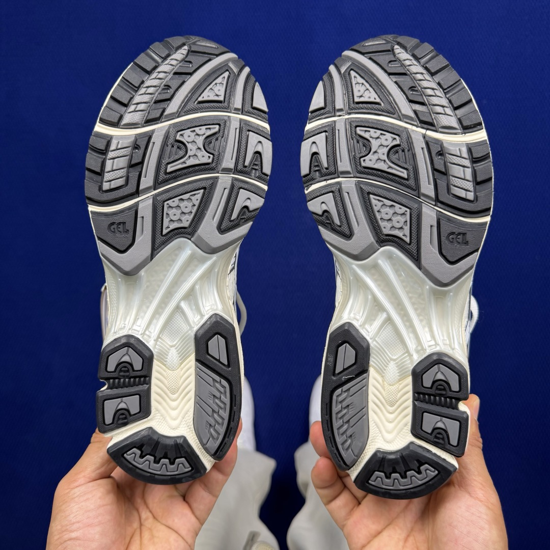 纯原亚瑟士 ASICS Gel-Kayano 14 共48色‼️货号：1203A537-104 金银白尺