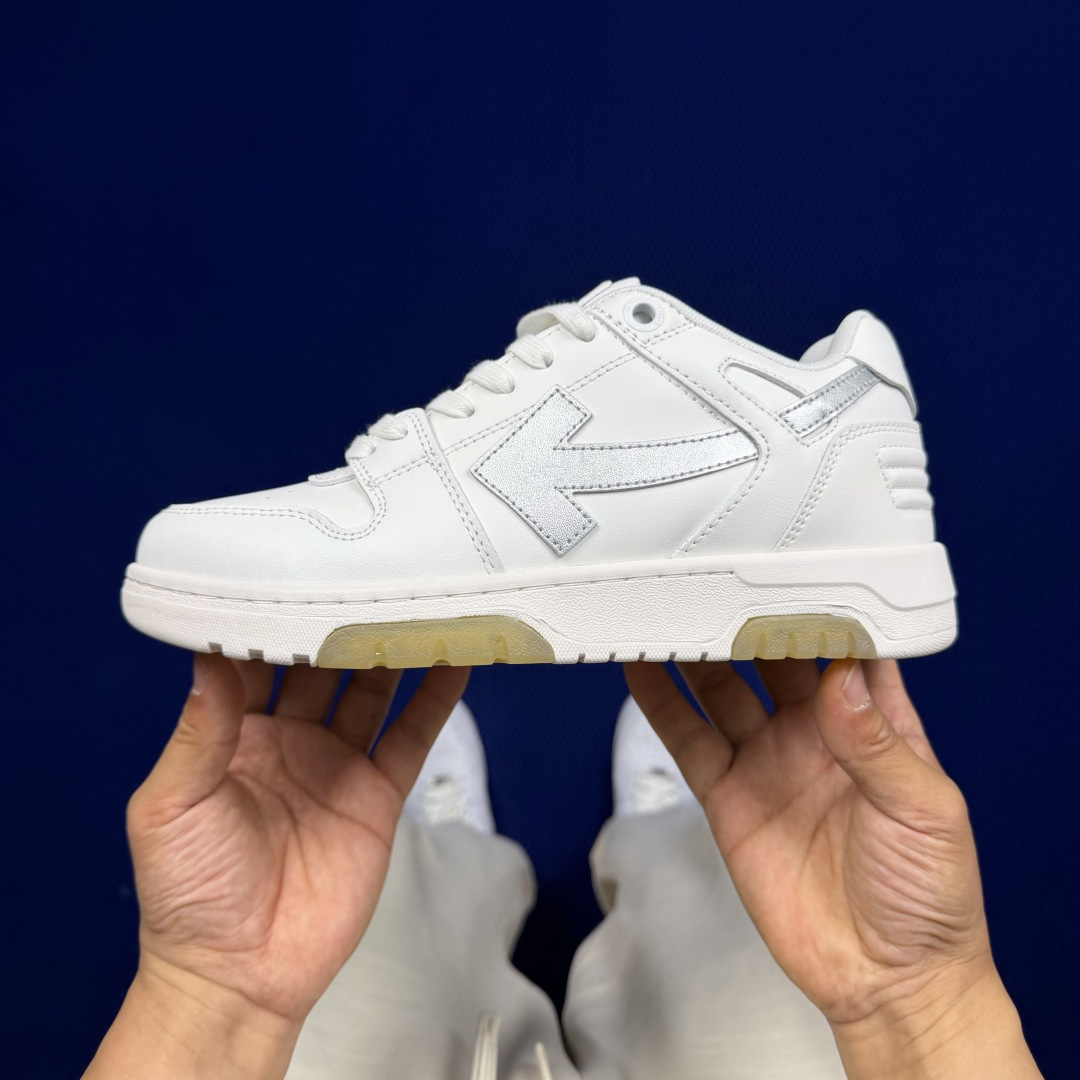 顶奢OW板鞋 Off-White板鞋 共62色‼️市面最强品质！全方位复刻！带原装扣全套包装白色银钩尺码