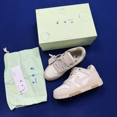 顶奢OW板鞋 Off-White板鞋 共62色‼️市面最强品质!全方位复刻!带原装扣全套包装米色尺码:3 顶奢OW板鞋 Off-White板鞋 共62色‼️市面最强品质!全方位复刻!带原装扣全套包装米色尺码:3