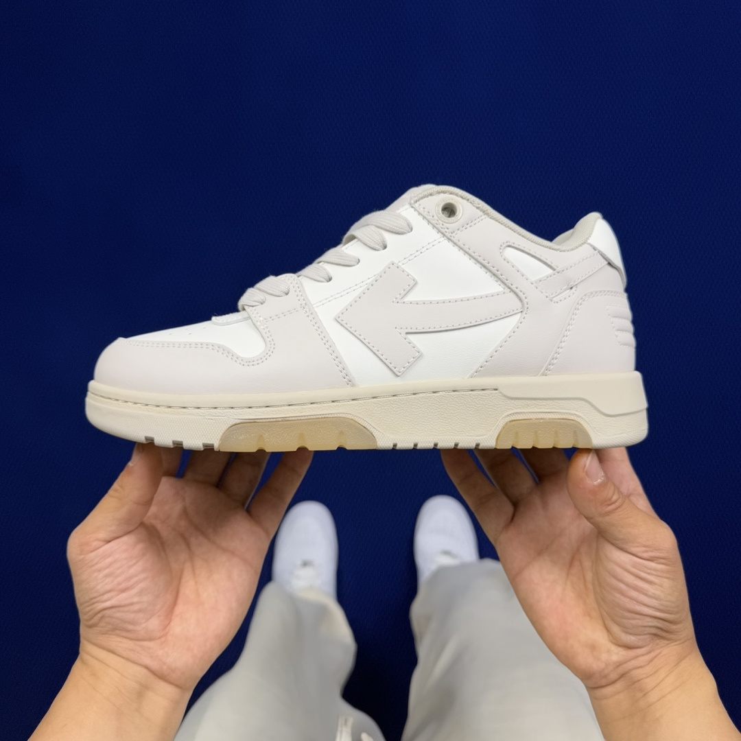 顶奢OW板鞋 Off-White板鞋 共62色‼️市面最强品质！全方位复刻！带原装扣全套包装米色尺码：3