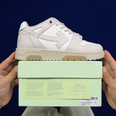 顶奢OW板鞋 Off-White板鞋 共62色‼️市面最强品质!全方位复刻!带原装扣全套包装米色尺码:3 顶奢OW板鞋 Off-White板鞋 共62色‼️市面最强品质!全方位复刻!带原装扣全套包装米色尺码:3