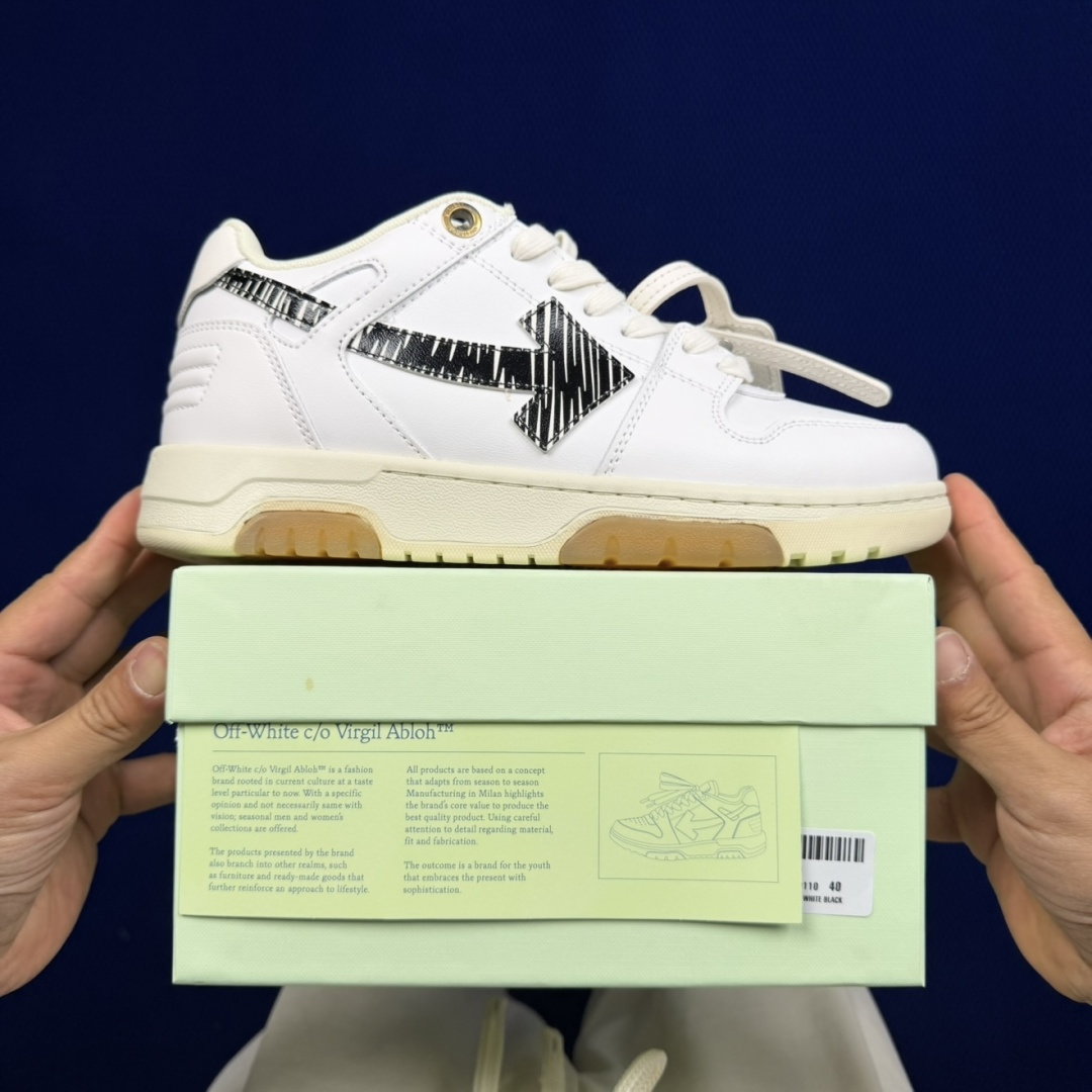 顶奢OW板鞋 Off-White板鞋 共62色‼️市面最强品质！全方位复刻！带原装扣全套包装黑钩尺码：3