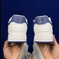 顶奢OW板鞋 Off-White板鞋 共62色‼️市面最强品质!全方位复刻!带原装扣全套包装蓝白尺码:3 顶奢OW板鞋 Off-White板鞋 共62色‼️市面最强品质!全方位复刻!带原装扣全套包装蓝白尺码:3