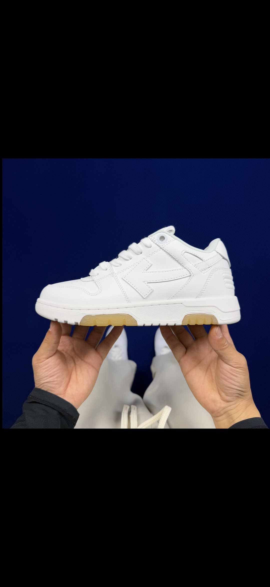 顶奢OW板鞋 Off-White板鞋 共62色‼️市面最强品质！全方位复刻！带原装扣全套包装白色尺码：3