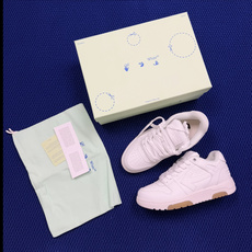 顶奢OW板鞋 Off-White板鞋 共62色‼️市面最强品质!全方位复刻!带原装扣全套包装白色尺码:3 顶奢OW板鞋 Off-White板鞋 共62色‼️市面最强品质!全方位复刻!带原装扣全套包装白色尺码:3
