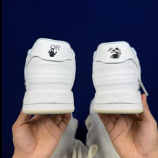 顶奢OW板鞋 Off-White板鞋 共62色‼️市面最强品质!全方位复刻!带原装扣全套包装云白印花尺码 顶奢OW板鞋 Off-White板鞋 共62色‼️市面最强品质!全方位复刻!带原装扣全套包装云白印花尺码