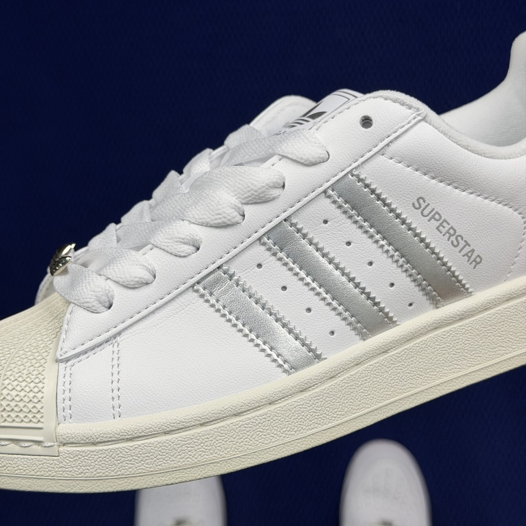 纯原订单！经典贝壳头 二代白标厚鞋舌adlidas originals Superstar 2货号：KJ