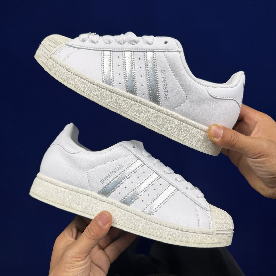纯原订单！经典贝壳头 二代白标厚鞋舌adlidas originals Superstar 2货号：KJ