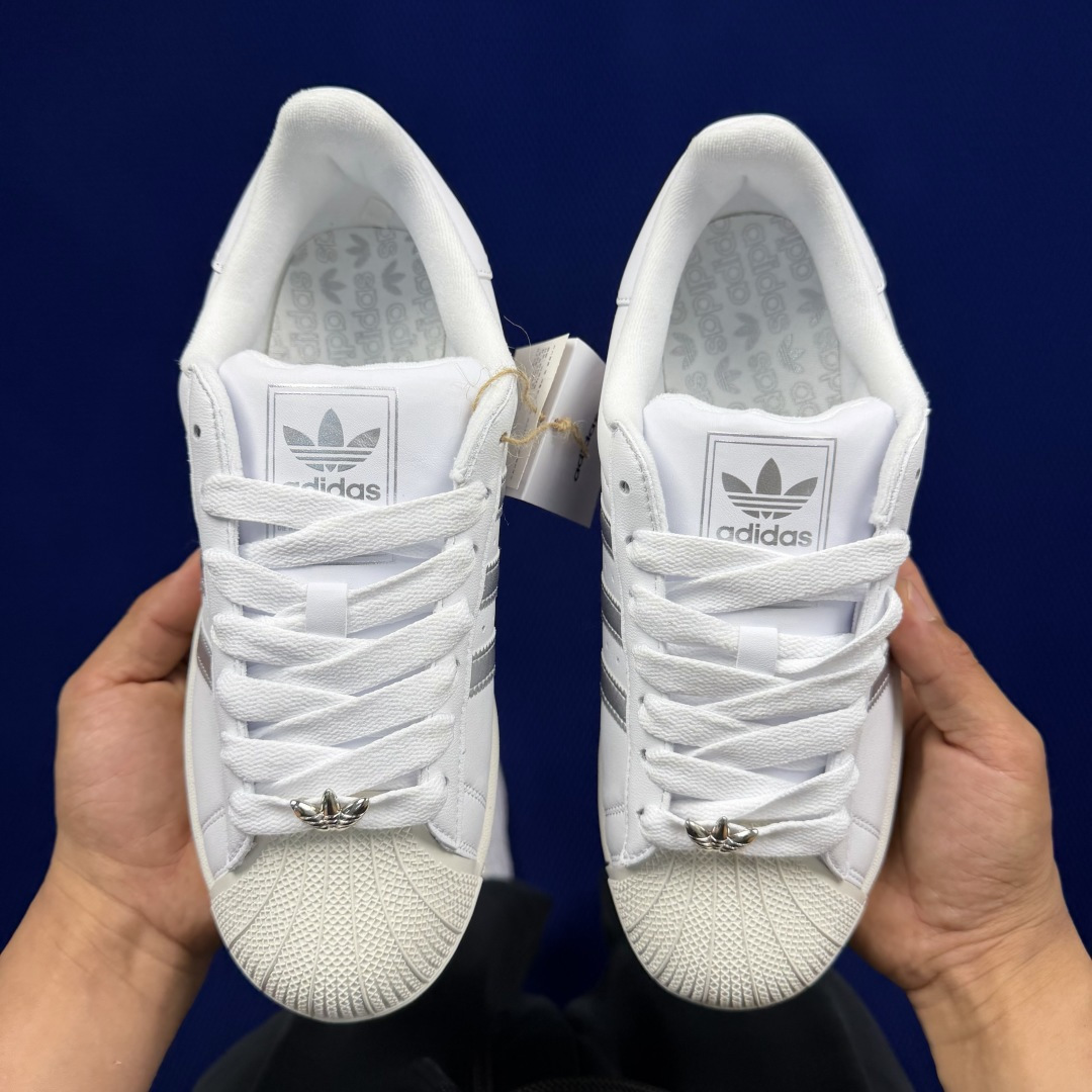 纯原订单！经典贝壳头 二代白标厚鞋舌adlidas originals Superstar 2货号：KJ