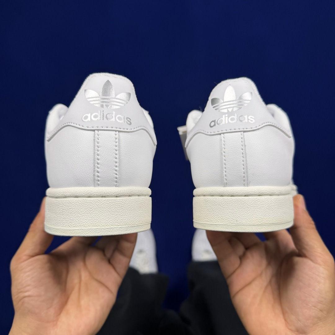 纯原订单！经典贝壳头 二代白标厚鞋舌adlidas originals Superstar 2货号：KJ