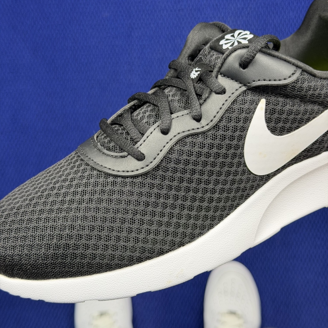冲正纯原1:1品质！Nike Tanjun FlyEase 伦敦休闲鞋 超高清洁度！货号：DV7775-