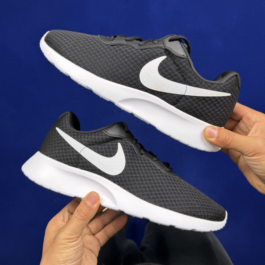 冲正纯原1:1品质！Nike Tanjun FlyEase 伦敦休闲鞋 超高清洁度！货号：DV7775-