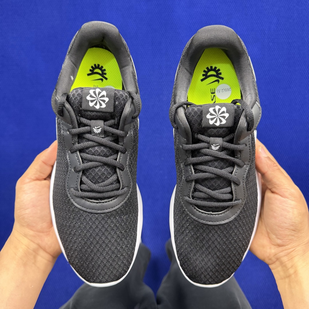 冲正纯原1:1品质！Nike Tanjun FlyEase 伦敦休闲鞋 超高清洁度！货号：DV7775-