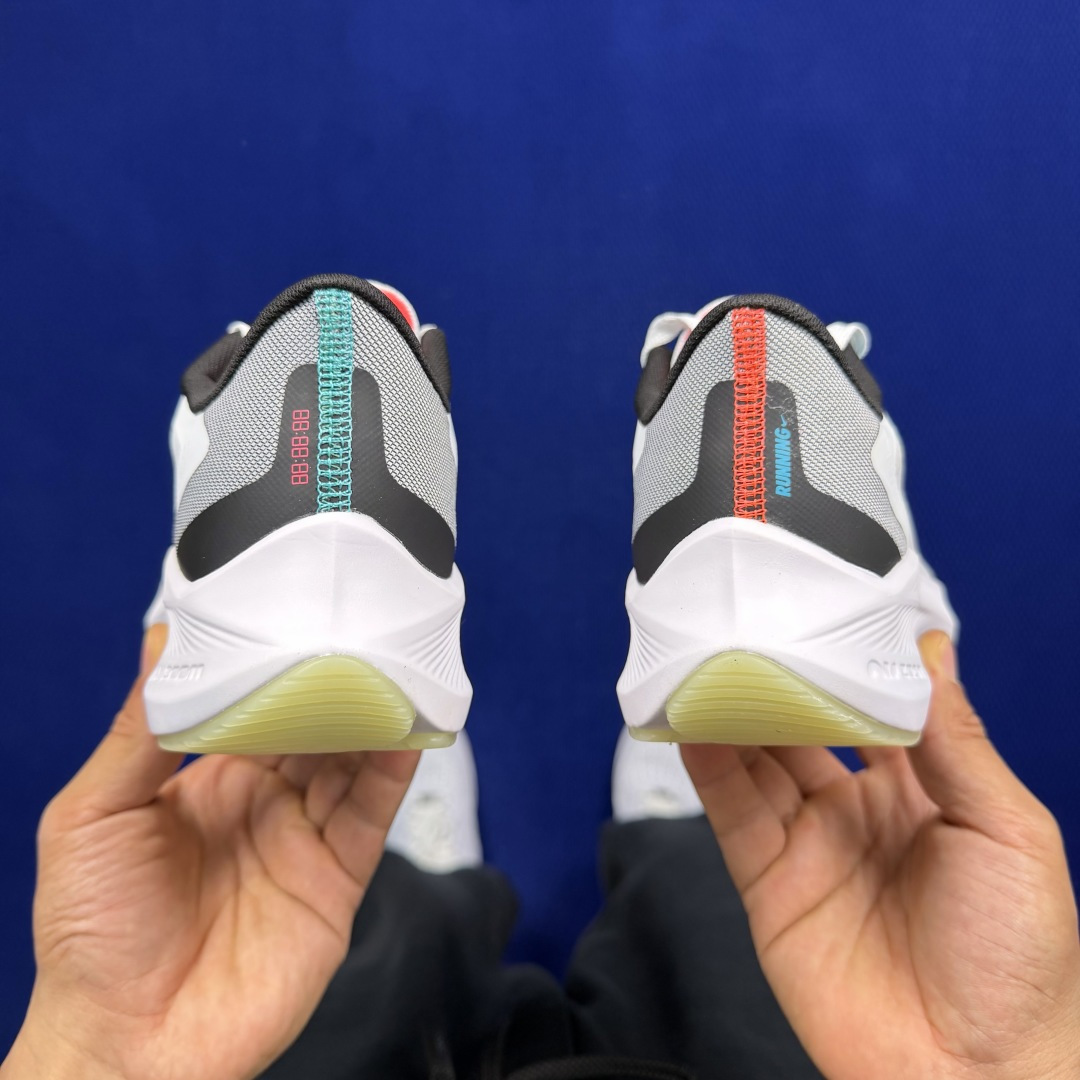 主推优势私【C版马拉松登月系列】冲正纯原1:1品质！登月V7Nike Zoom Winflo 7 气垫跑