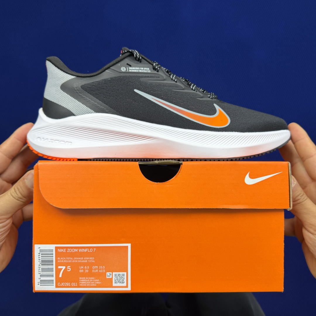 主推优势私【C版马拉松登月系列】冲正纯原1:1品质！登月V7Nike Zoom Winflo 7 气垫跑