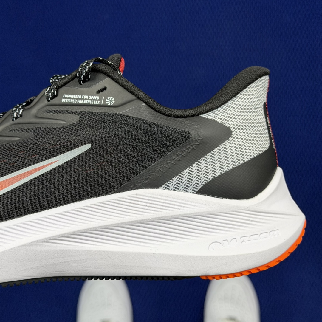 主推优势私【C版马拉松登月系列】冲正纯原1:1品质！登月V7Nike Zoom Winflo 7 气垫跑