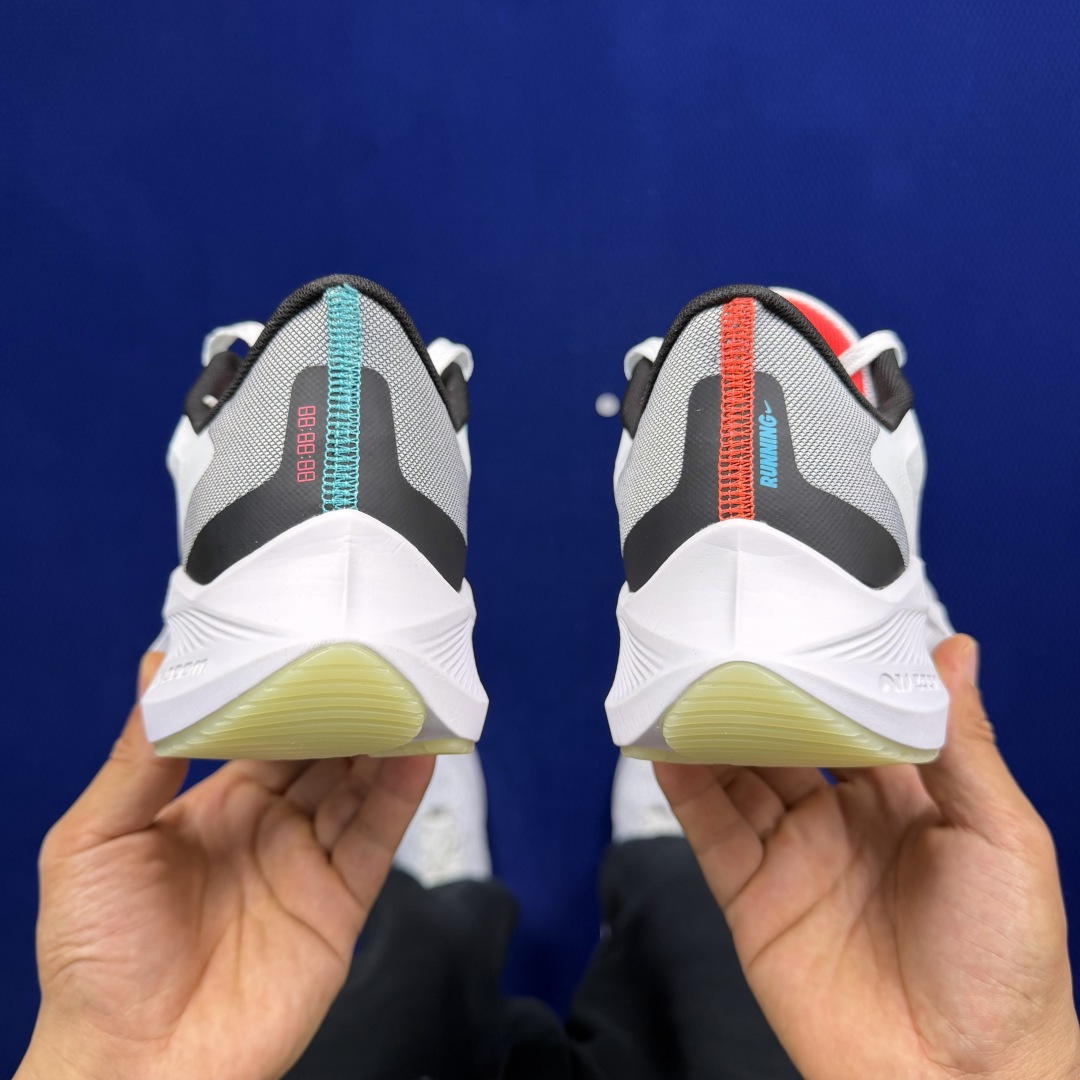 主推优势私【C版马拉松登月系列】冲正纯原1:1品质！登月V7Nike Zoom Winflo 7 气垫跑