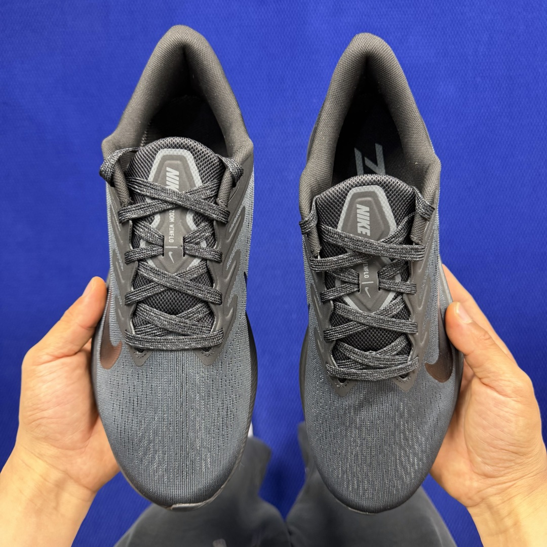 主推优势私【C版马拉松登月系列】冲正纯原1:1品质！登月V7Nike Zoom Winflo 7 气垫跑