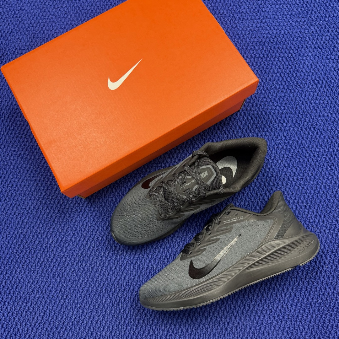 主推优势私【C版马拉松登月系列】冲正纯原1:1品质！登月V7Nike Zoom Winflo 7 气垫跑