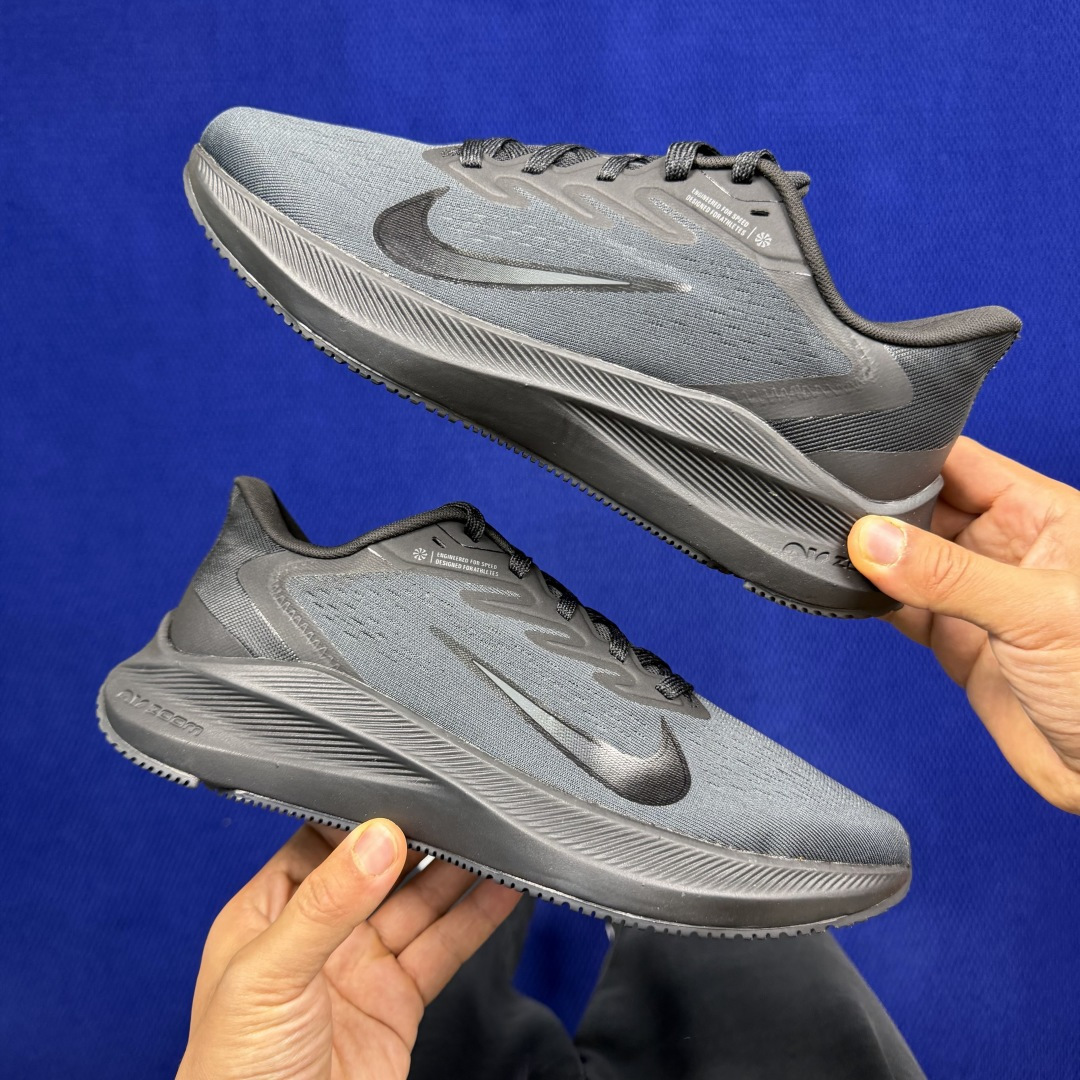 主推优势私【C版马拉松登月系列】冲正纯原1:1品质！登月V7Nike Zoom Winflo 7 气垫跑