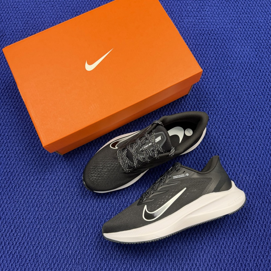 主推优势私【C版马拉松登月系列】冲正纯原1:1品质！登月V7Nike Zoom Winflo 7 气垫跑