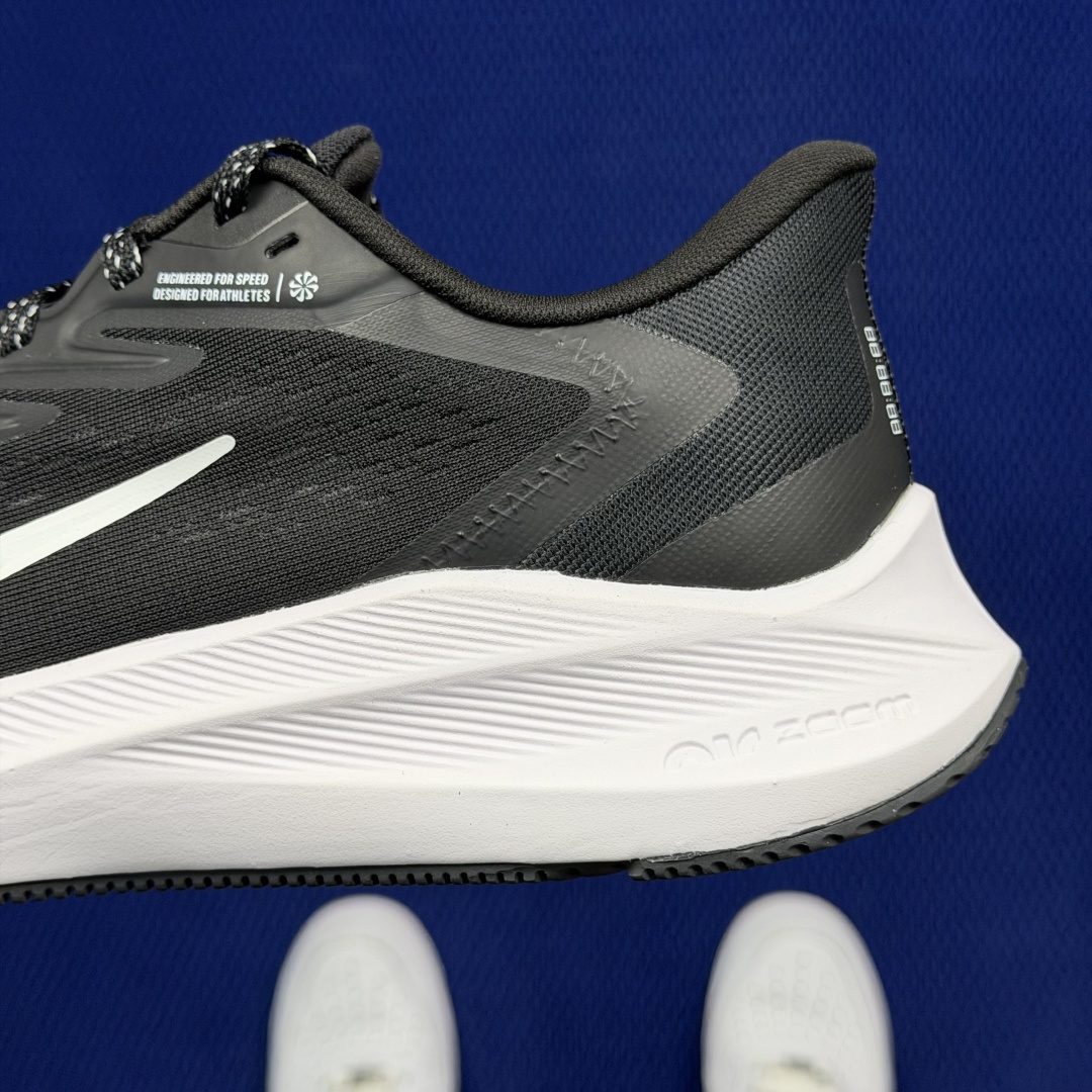 主推优势私【C版马拉松登月系列】冲正纯原1:1品质！登月V7Nike Zoom Winflo 7 气垫跑