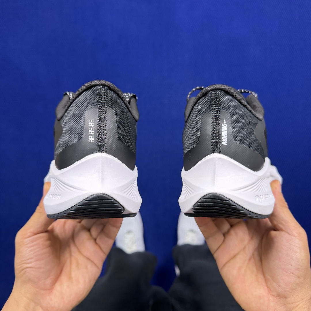 主推优势私【C版马拉松登月系列】冲正纯原1:1品质！登月V7Nike Zoom Winflo 7 气垫跑