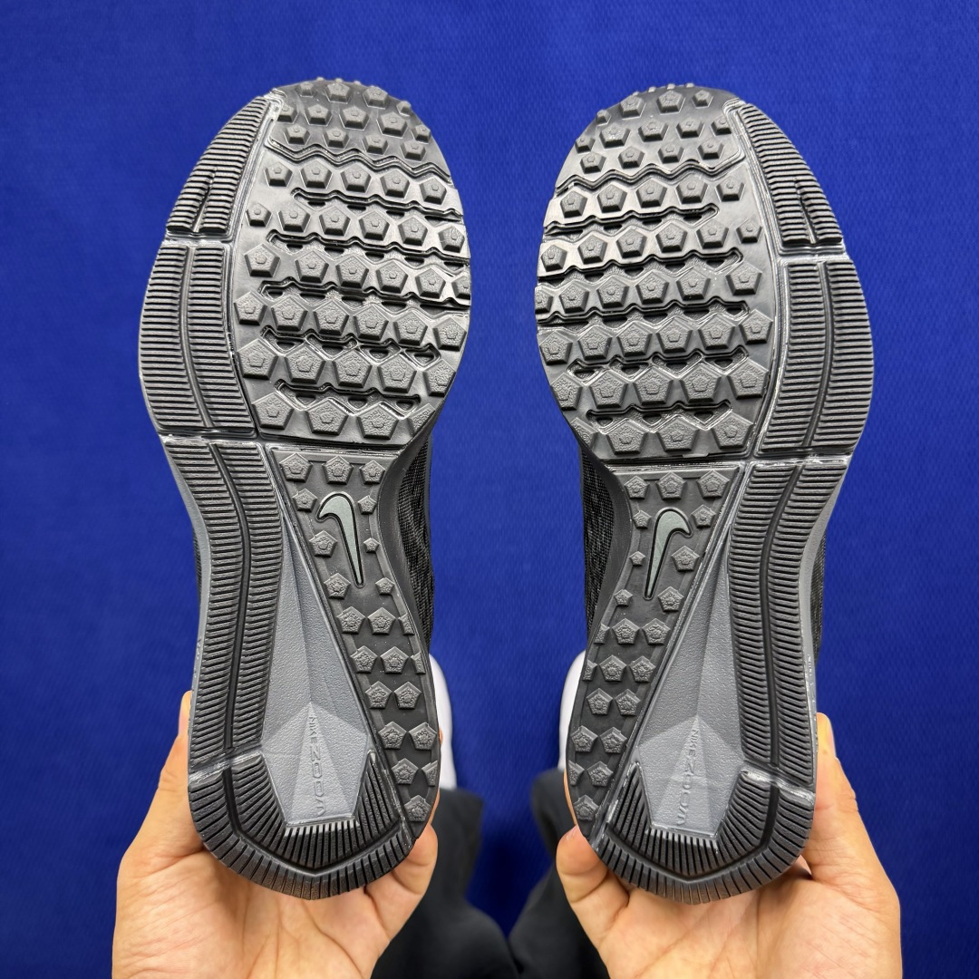 主推优势私【C版马拉松登月系列】冲正纯原1:1品质！登月V5Nike Zoom Winflo 5 气垫跑