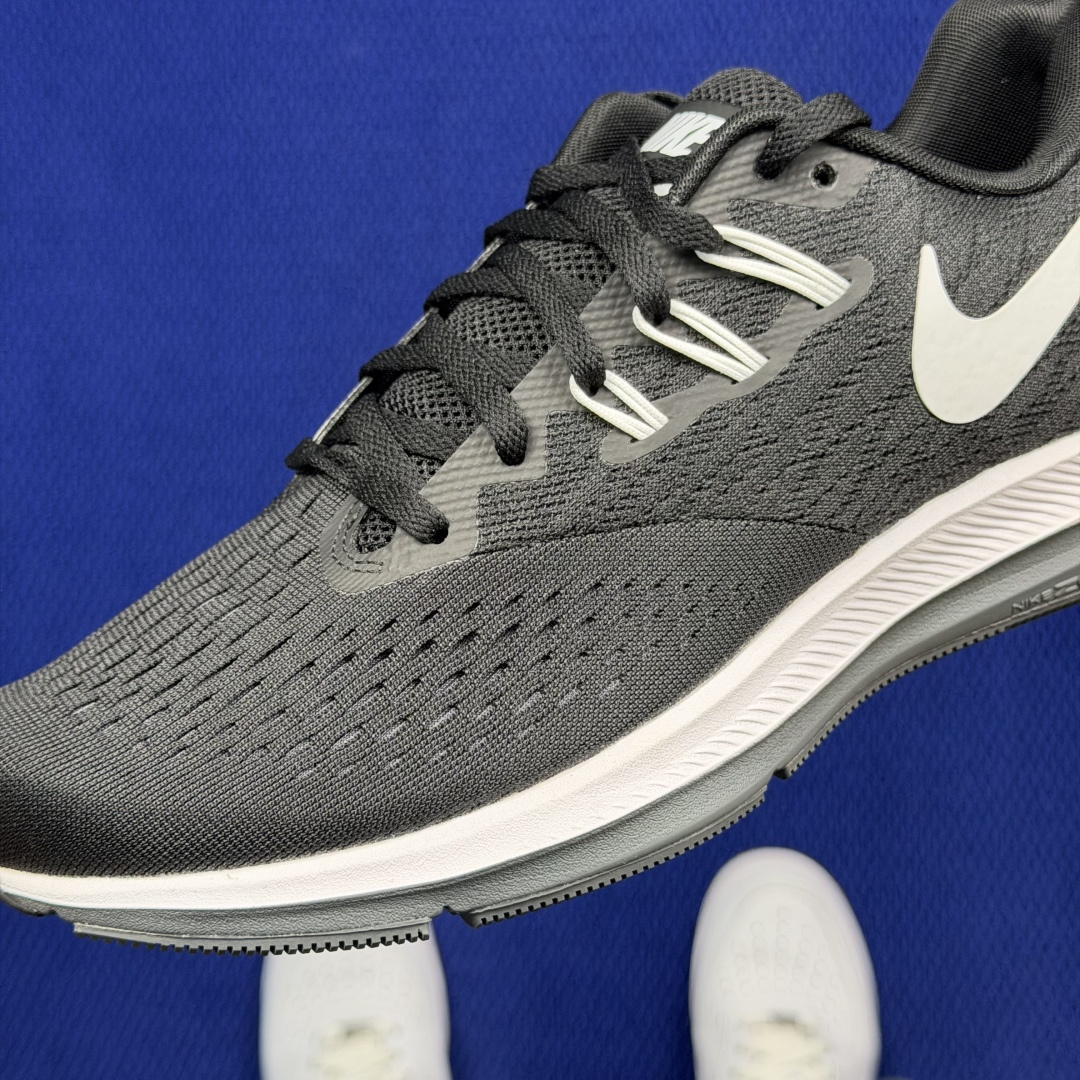 主推优势私【C版马拉松登月系列】冲正纯原1:1品质！登月V4Nike Zoom Winflo 4 气垫跑