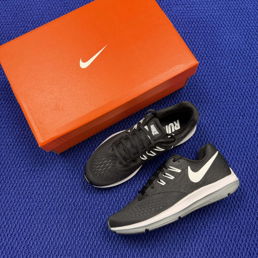 主推优势私【C版马拉松登月系列】冲正纯原1:1品质！登月V4Nike Zoom Winflo 4 气垫跑