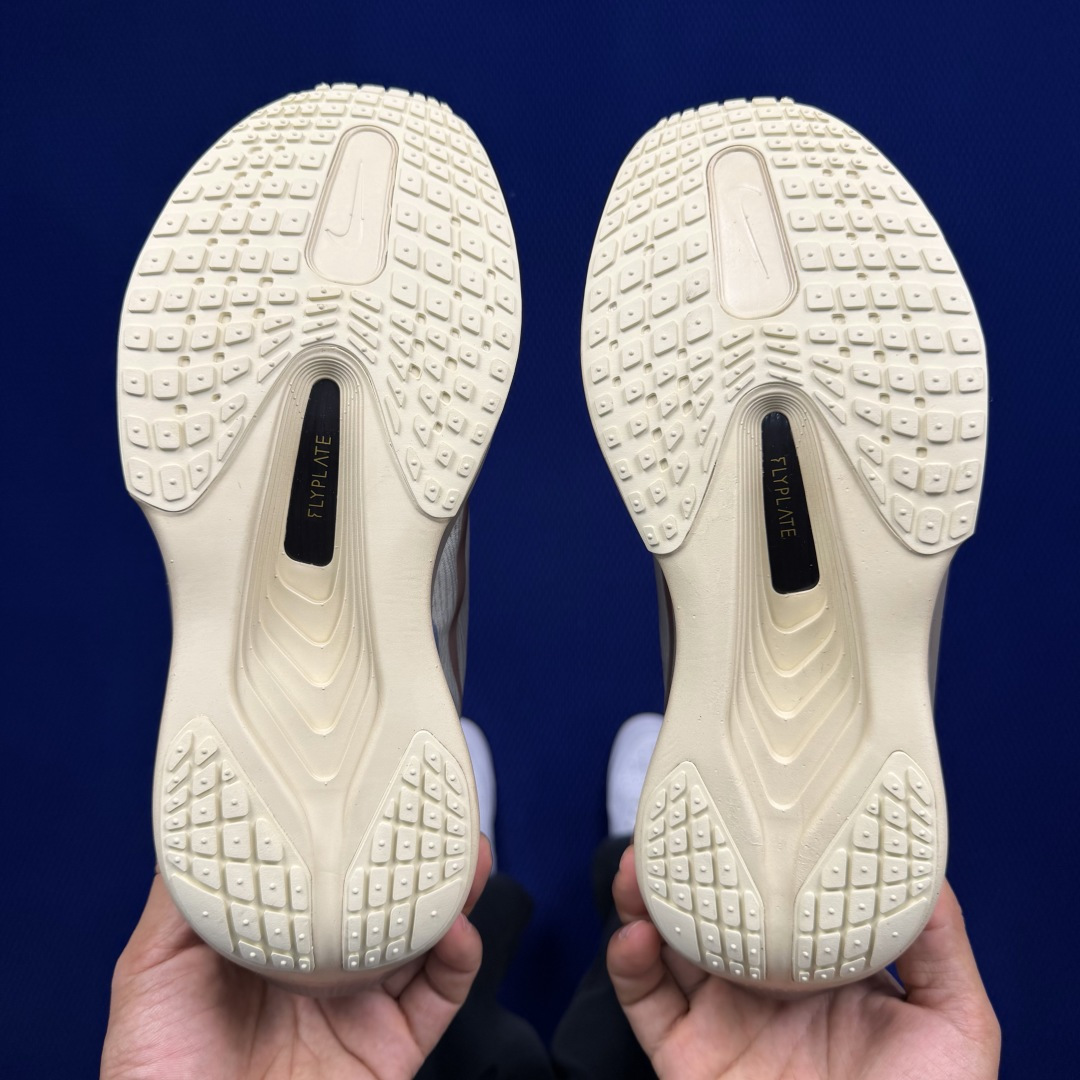 主推优势私【C版马拉松登月系列】冲正纯原1:1品质！马拉松6代Nike Zoom Fly 6 碳板马拉松