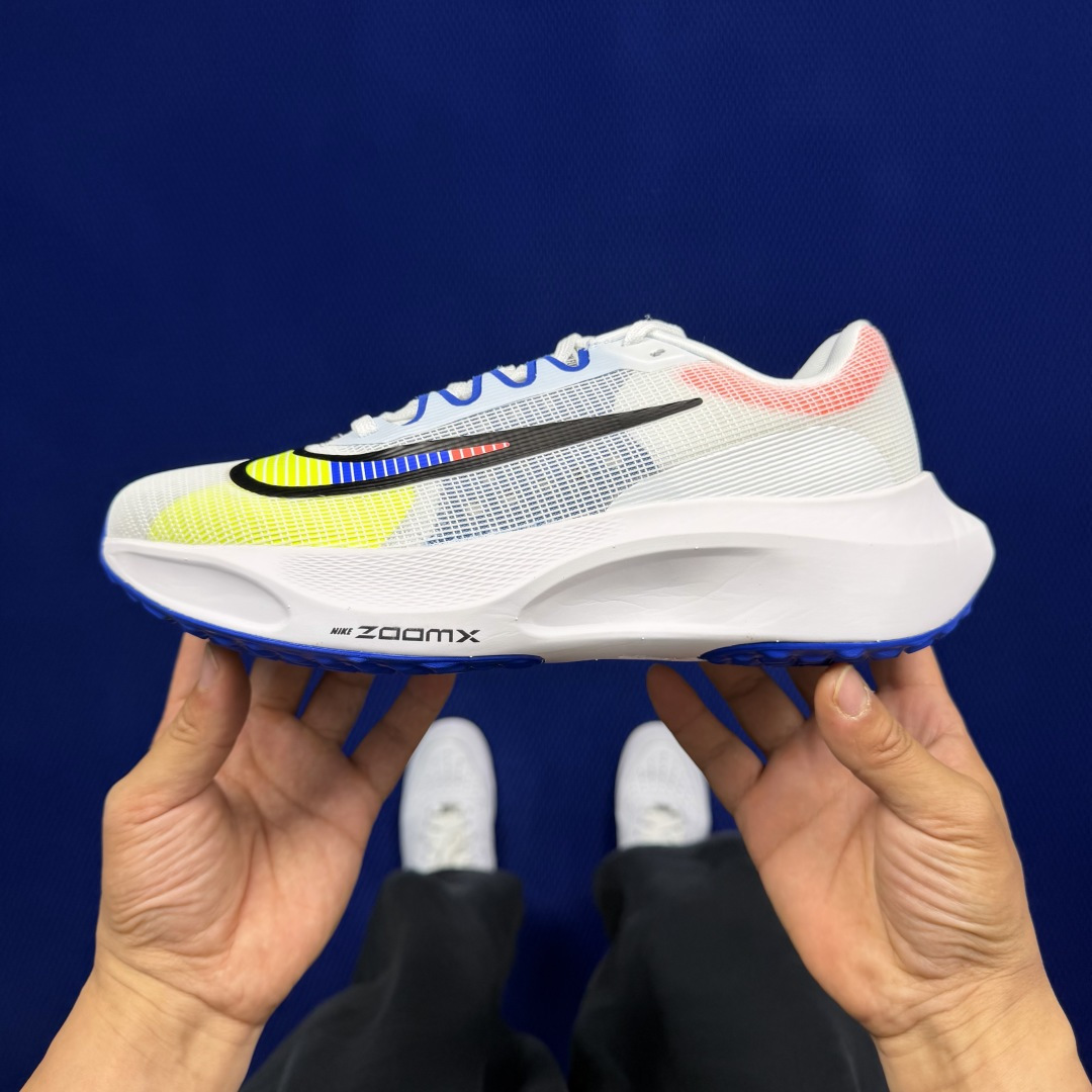 主推优势私【C版马拉松登月系列】冲正纯原1:1品质！马拉松5代Nike Zoom Fly 5 碳板马拉松