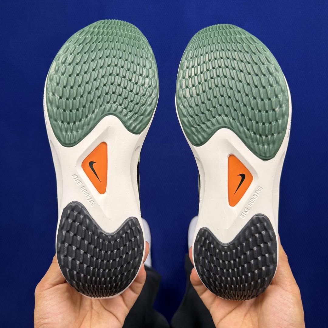 主推优势私【C版马拉松登月系列】冲正纯原1:1品质！马拉松5代Nike Zoom Fly 5 碳板马拉松