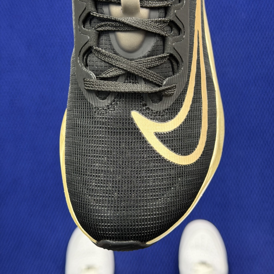 主推优势私【C版马拉松登月系列】冲正纯原1:1品质！马拉松5代Nike Zoom Fly 5 碳板马拉松