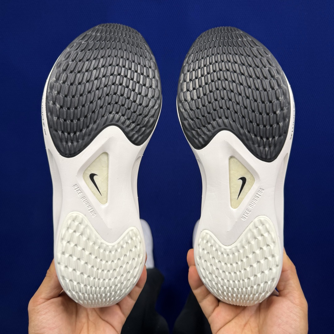 主推优势私【C版马拉松登月系列】冲正纯原1:1品质！马拉松5代Nike Zoom Fly 5 碳板马拉松