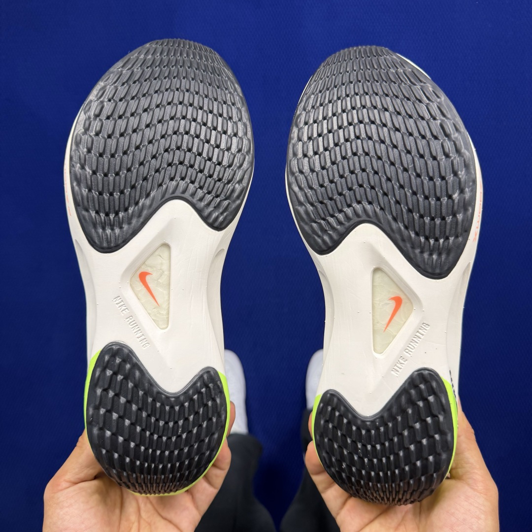 主推优势私【C版马拉松登月系列】冲正纯原1:1品质！马拉松5代Nike Zoom Fly 5 碳板马拉松