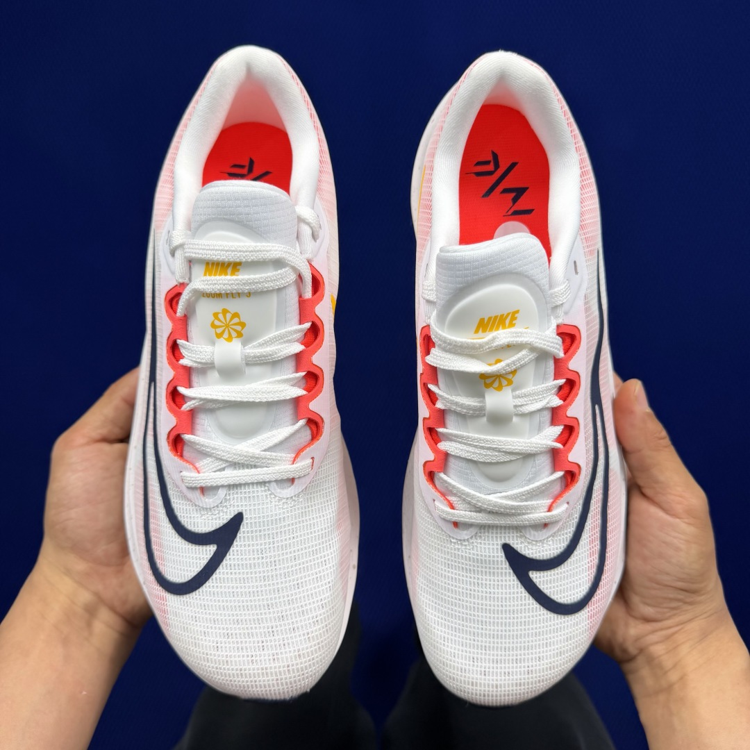 主推优势私【C版马拉松登月系列】冲正纯原1:1品质！马拉松5代Nike Zoom Fly 5 碳板马拉松