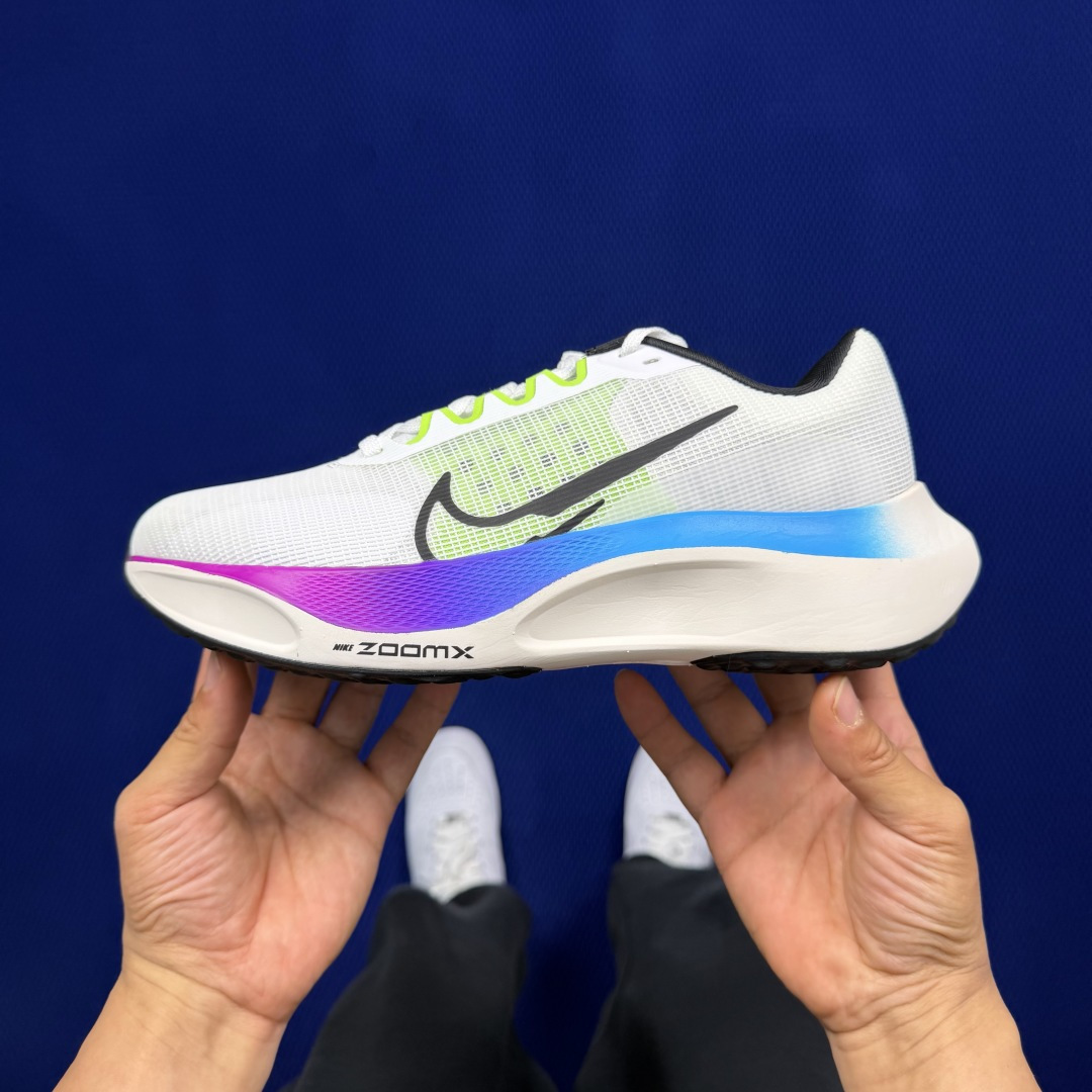 主推优势私【C版马拉松登月系列】冲正纯原1:1品质！马拉松5代Nike Zoom Fly 5 碳板马拉松
