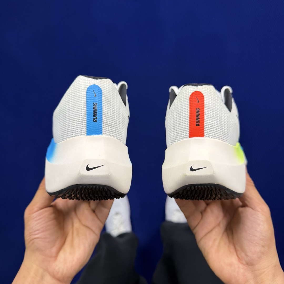 主推优势私【C版马拉松登月系列】冲正纯原1:1品质！马拉松5代Nike Zoom Fly 5 碳板马拉松