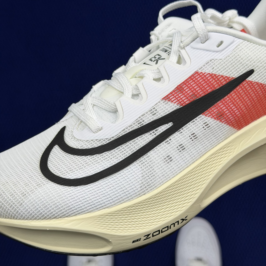 主推优势私【C版马拉松登月系列】冲正纯原1:1品质！马拉松5代Nike Zoom Fly 5 碳板马拉松