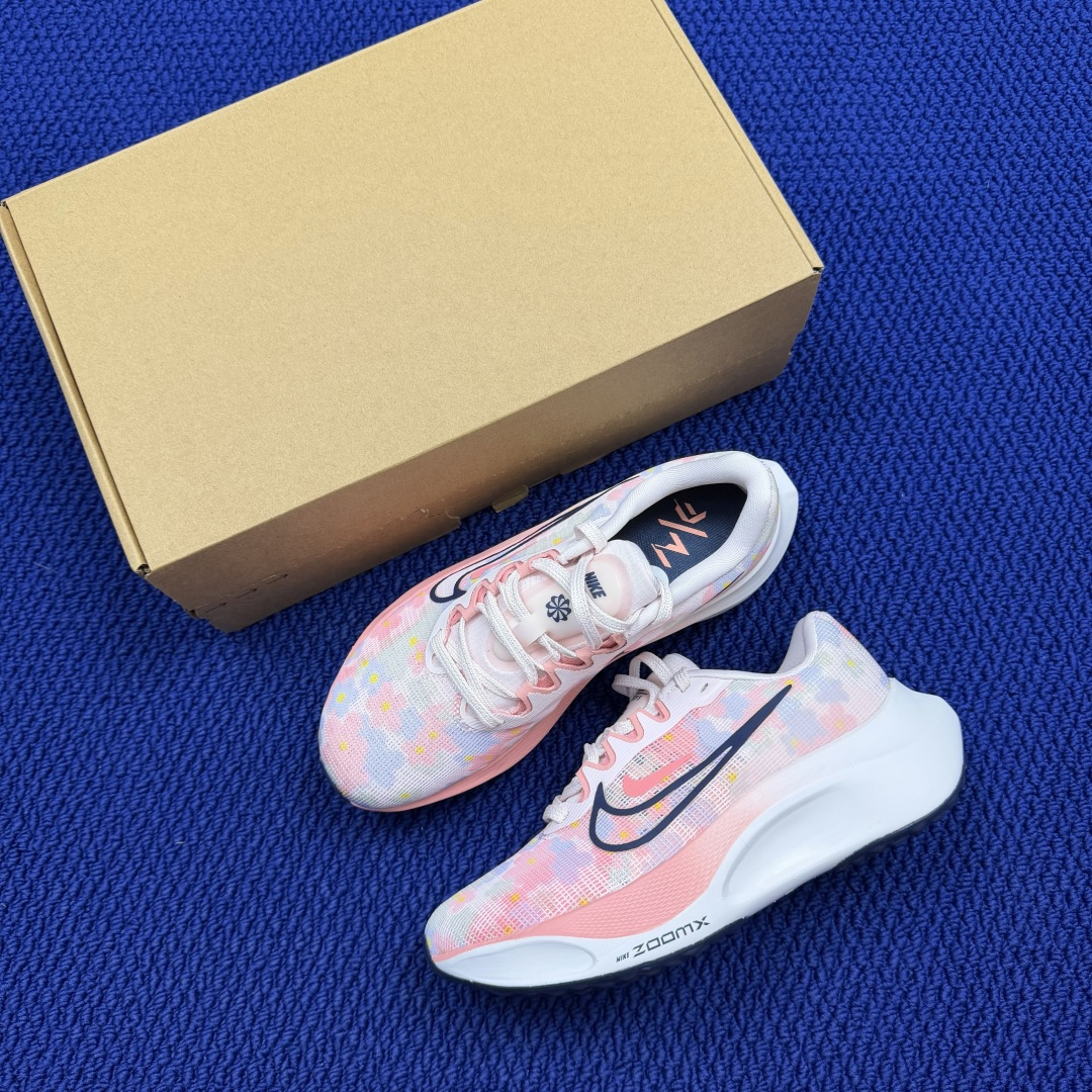 主推优势私【C版马拉松登月系列】冲正纯原1:1品质！马拉松5代Nike Zoom Fly 5 碳板马拉松