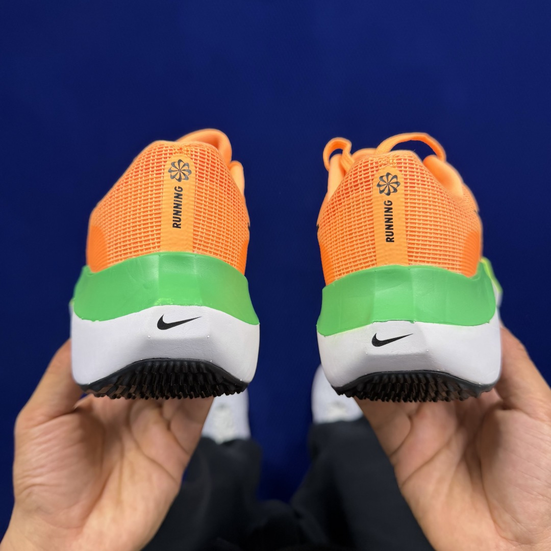 主推优势私【C版马拉松登月系列】冲正纯原1:1品质！马拉松5代Nike Zoom Fly 5 碳板马拉松