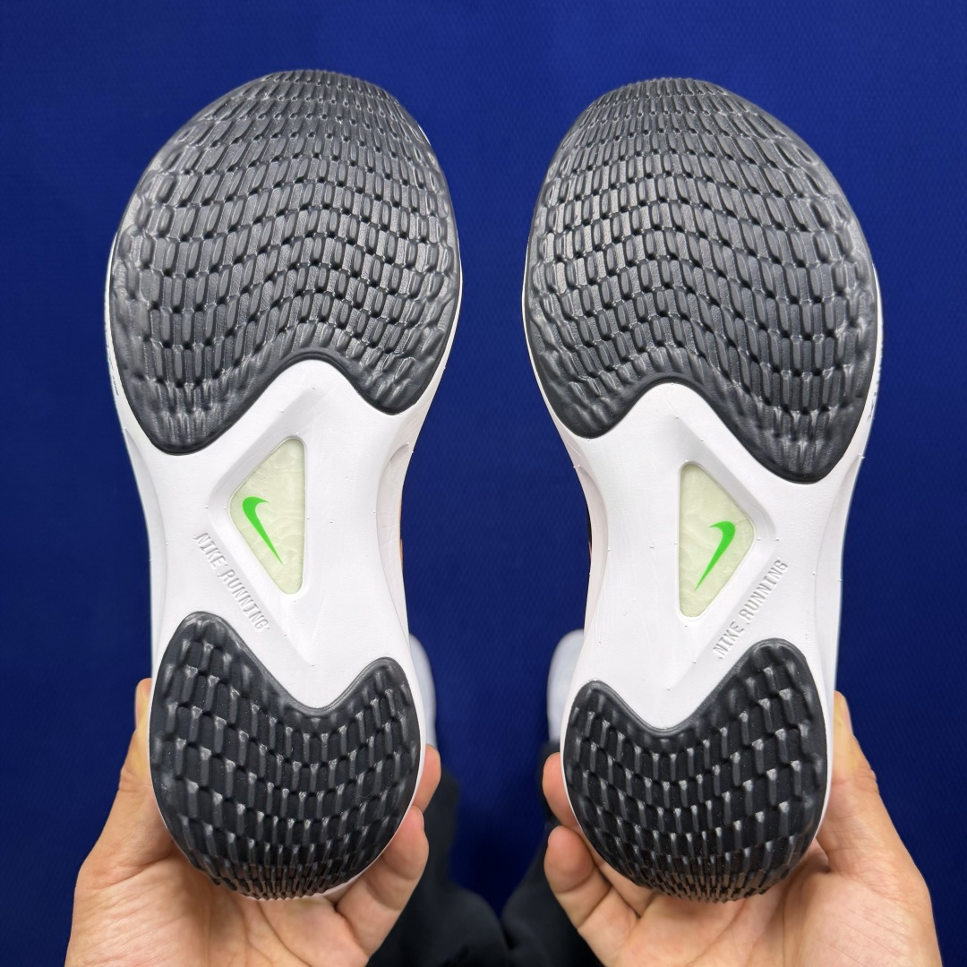 主推优势私【C版马拉松登月系列】冲正纯原1:1品质！马拉松5代Nike Zoom Fly 5 碳板马拉松